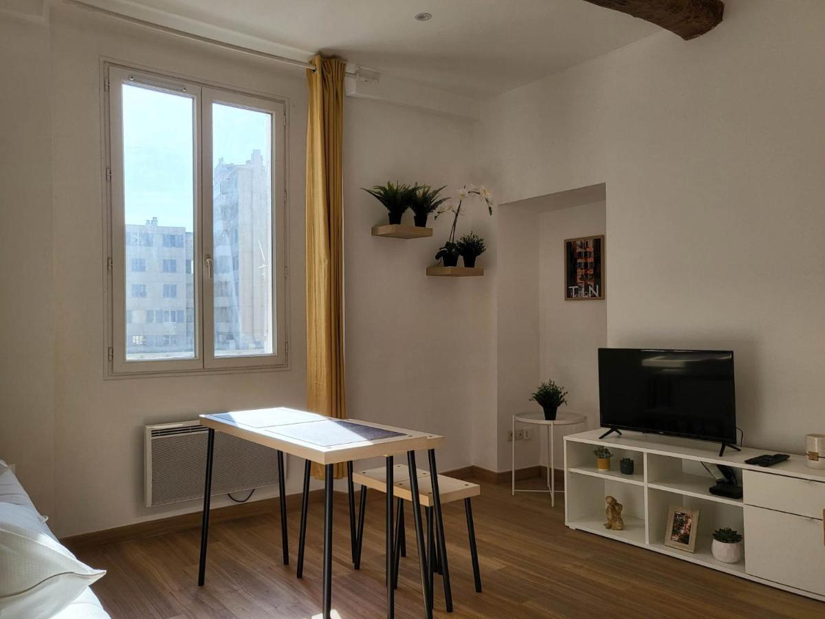 Studio Sur Le Port De Тулон Екстер'єр фото